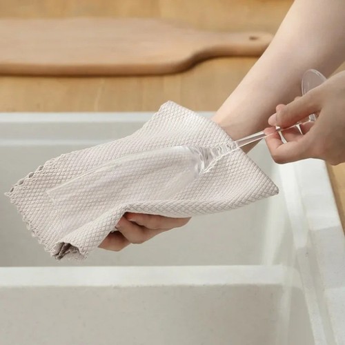 Microfiber glass cleaning - microfiber,